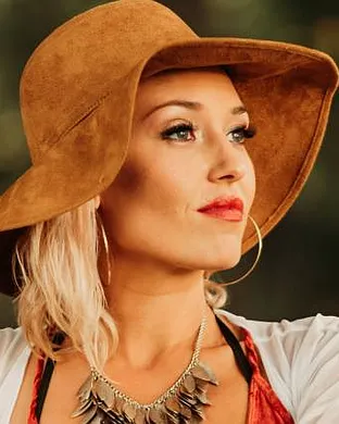 Anuhea San Diego