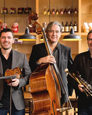 Lunasa Solana Beach