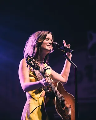 Maren Morris Del Mar