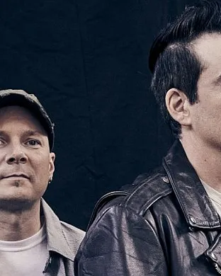 Theory Of A Deadman Del Mar
